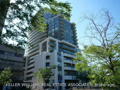 736 Spadina Avenue 911, Toronto C01, ON M5S 2J6