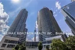 208 Queens Quay West 2703, Toronto C01, ON M5J 2Y5
