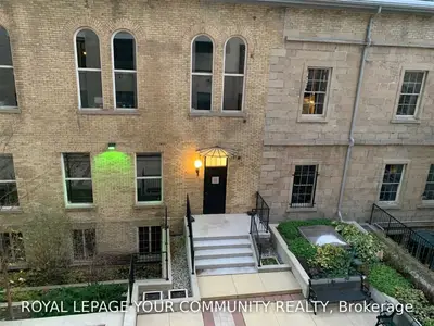 105 George Street 208, Toronto C08, On M5a 2n4