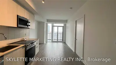 50 Power Street 1208, Toronto C08, ON M5A 0V3