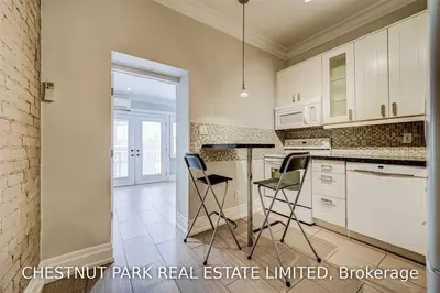 1491 Dundas Street W 2, Toronto C01, ON M6K 1T6