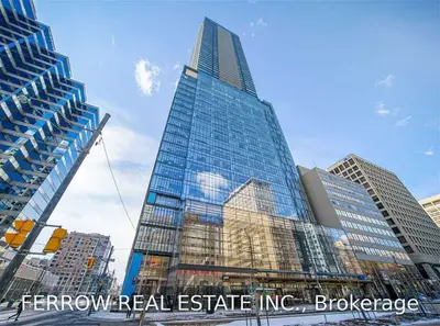 488 University Avenue 4607, Toronto C01, ON M5G 0C1