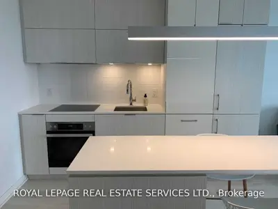 20 Richardson Street 2511, Toronto C08, ON M5A 0S6