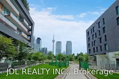75 Queens Wharf Road 1701, Toronto C01, ON M5V 0J8