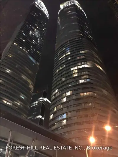 12 York Street 1011, Toronto C01, ON M5J 2Z2