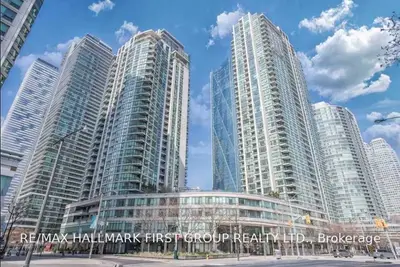16 Yonge Street 2511, Toronto C01, ON M5E 1R4