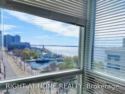 410 Queens Quay W 915, Toronto C01, ON M5V 3T1
