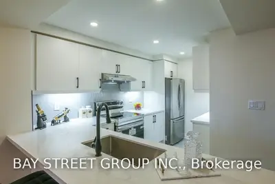 18 Hollywood Avenue 1106, Toronto C14, ON M2N 6P5