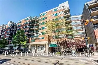 89 Mccaul Street 520, Toronto C01, ON M5T 2X3