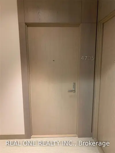 125 Blue Jays Way 4705, Toronto C01, ON M5V 0N5