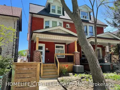 535 Crawford Street 2nd Flr, Toronto C01, ON M6G 3J9