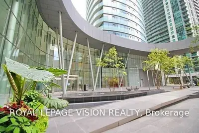 12 York Street 904, Toronto C01, ON M5J 2Z2