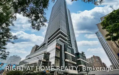 386 Yonge Street 3316, Toronto C01, ON M5B 0A5