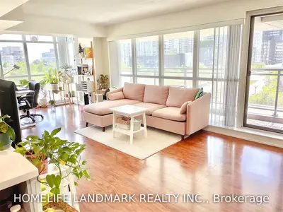 10 Capreol Court 312, Toronto C01, ON M5V 4B3