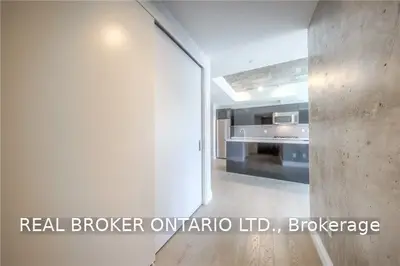 224 King Street W 704, Toronto C01, ON M5V 1H8