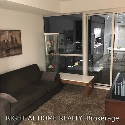 15 Grenville Street 4701, Toronto C01, ON M4Y 0B9