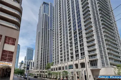 763 Bay Street 4302, Toronto C01, ON M5G 2R3