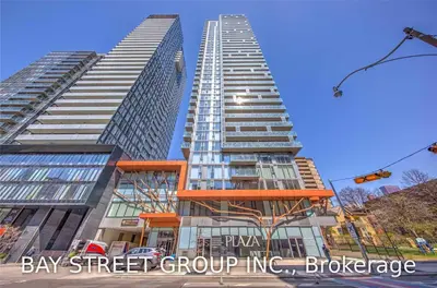 50 Wellesley Street E 3307, Toronto C08, ON M4Y 1G2