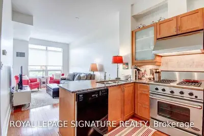 99 Avenue Road 1005, Toronto C02, ON M5R 2G5