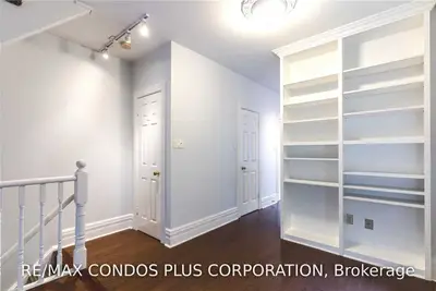 439 Sackville Street Upper, Toronto C08, ON M4X 1T1