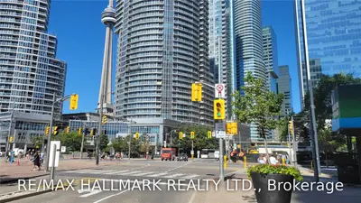 8 York Street 1206, Toronto C01, ON M5J 2Y2