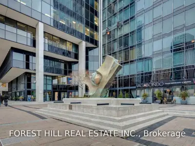 30 Wellington Street E 1201, Toronto C08, On M5e 1s3