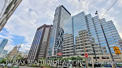 426 University Avenue 3205, Toronto C01, ON M5G 1S9