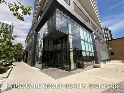 11 Lillian Street 803, Toronto C10, ON M4S 2H7