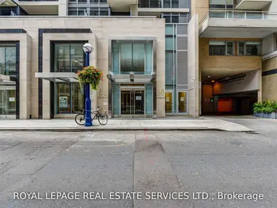 88 Cumberland Street 204, Toronto C02, ON M5R 1A3