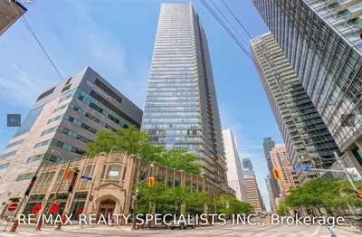 832 Bay Street 810, Toronto C01, ON M5S 1Z6