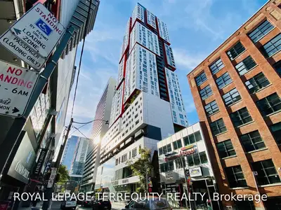 318 Richmond Street W 3203, Toronto C01, ON M5V 1X2
