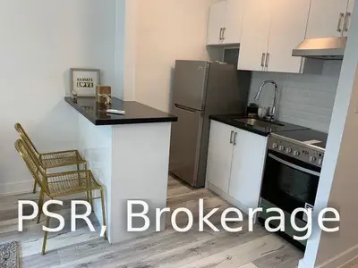 256 Sherbourne Street 404, Toronto C08, ON M5A 2S1