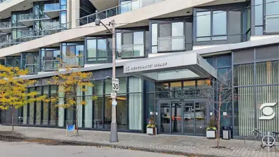 15 Merchants' Wharf 1012, Toronto C08, ON M5A 0N8