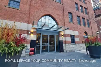 5 St Joseph Street 1703, Toronto C01, ON M4Y 1J6