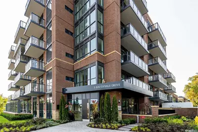 3 Southvale Drive Ph02, Toronto C11, ON M4G 1G1