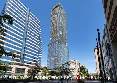 488 University Avenue 3307, Toronto C01, ON M5G 0C1
