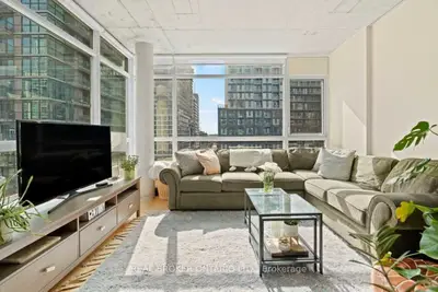 333 Adelaide Avenue 723, Toronto C08, ON M5A 1N3