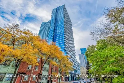 85 Wood Street 3117, Toronto C08, ON M4Y 0E8