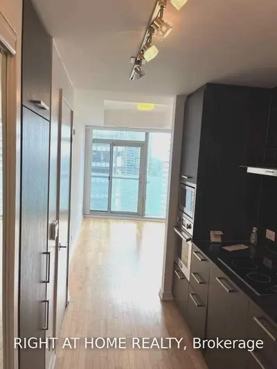 14 York Street 3402, Toronto C01, ON M5J 0B1