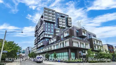 80 Vanauley Street 212, Toronto C01, ON M5T 2H9