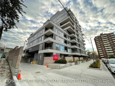 492 Eglinton Avenue E 708, Toronto C10, ON M4P 1N3