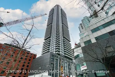 125 Blue Jays Way 1611, Toronto C01, ON M5V 0N5