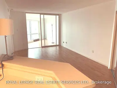1001 Bay Street 2507, Toronto C01, ON M5S 3A6