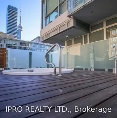 30 Nelson Street 1410, Toronto C01, ON M5V 0H5