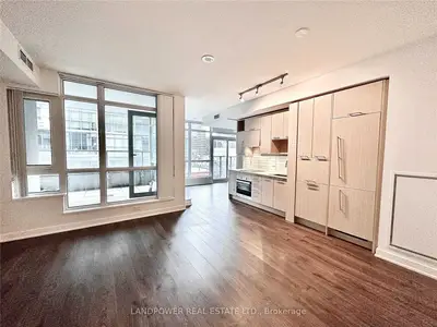 30 Nelson Street 705, Toronto C01, ON M5V 0H5