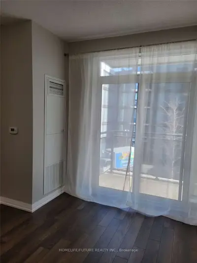 55 Ann O' Reilly Road 303, Toronto C15, ON M2J 0E1