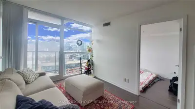 68 Abell Street 1807, Toronto C01, ON M6J 0B1