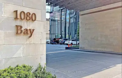 1080 Bay Street 3904, Toronto C01, ON M5S 0A5
