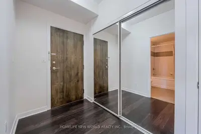 33 Bay Street 312, Toronto C01, ON M5J 2Z3