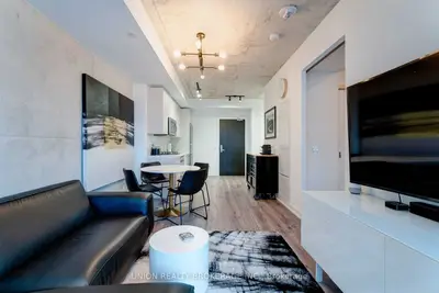 55 Ontario Street 607, Toronto C08, ON M5A 0T8